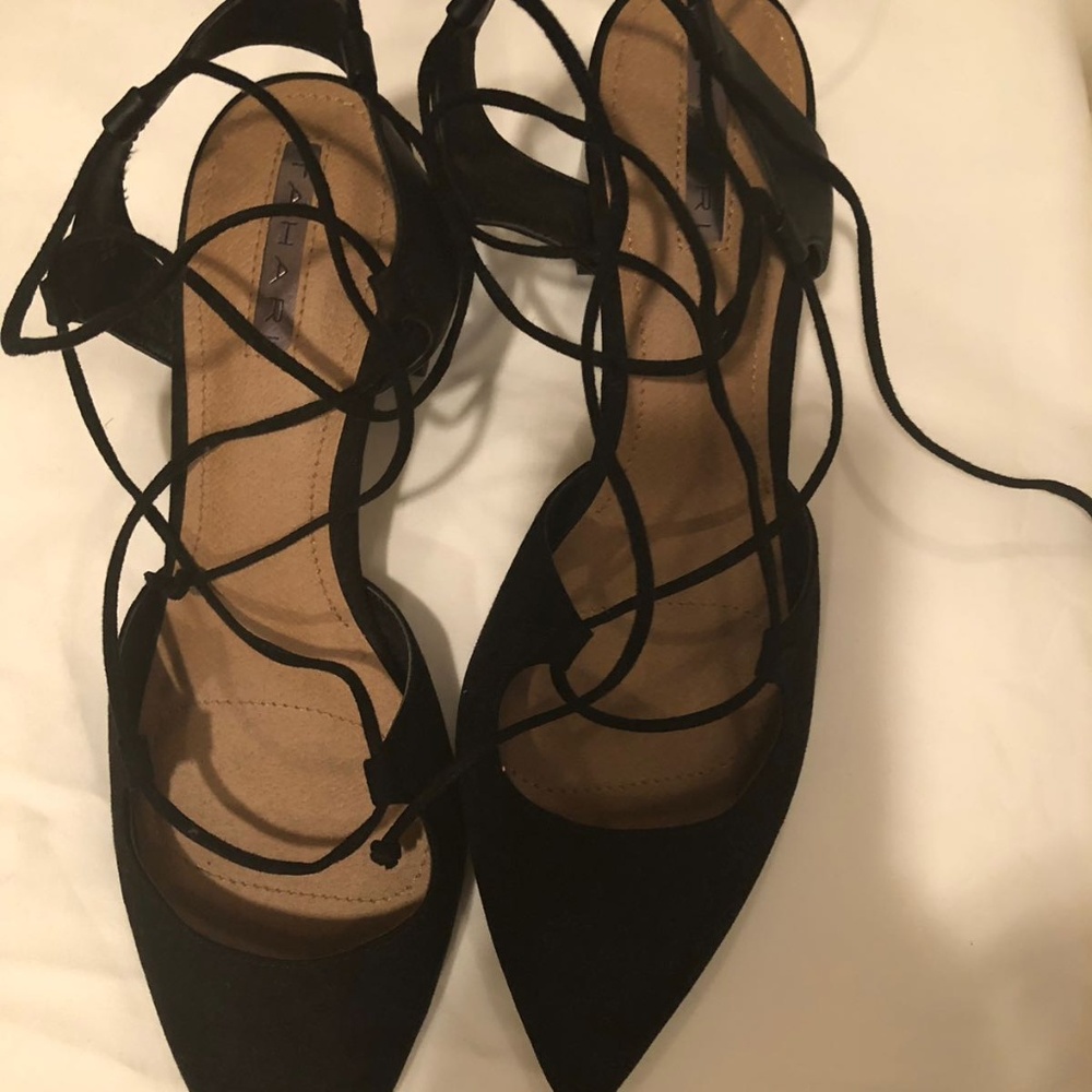 Women's Tahari Black Suede Lace ups shoe Size 8.5
